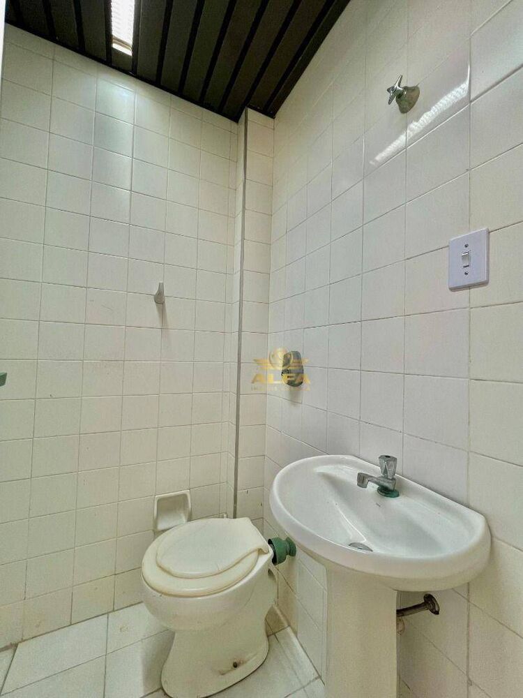 Apartamento à venda com 3 quartos, 200m² - Foto 29
