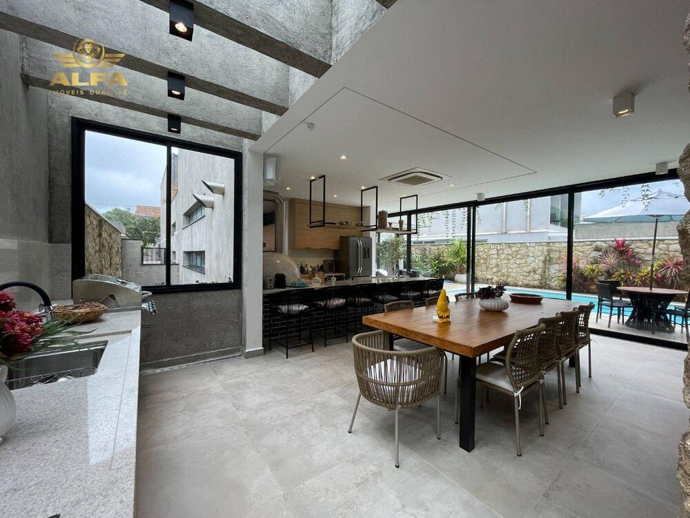 Casa à venda com 7 quartos, 604m² - Foto 28