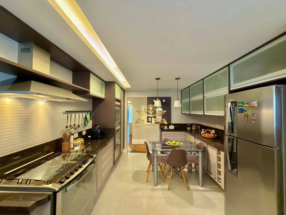 Apartamento, 3 quartos, 189 m² - Foto 11