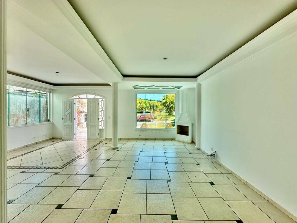Casa à venda com 3 quartos, 200m² - Foto 4