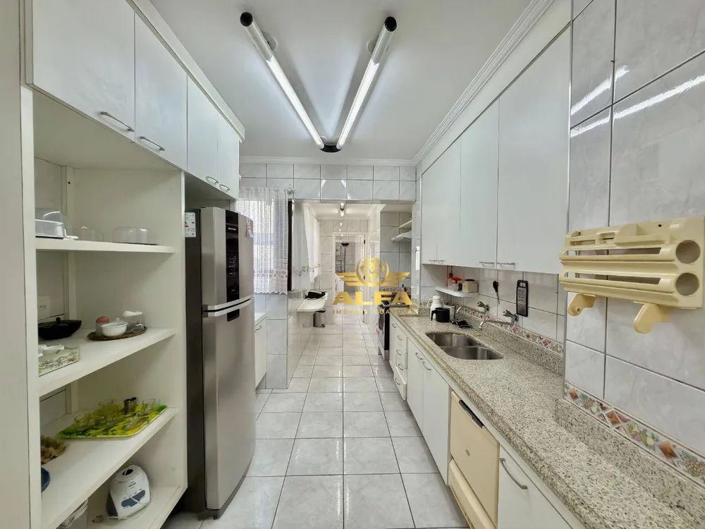 Apartamento, 5 quartos, 235 m² - Foto 11