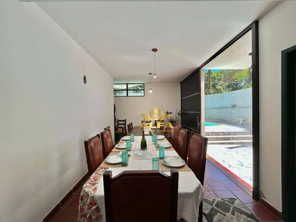 Casa, 5 quartos, 207 m² - Foto 1
