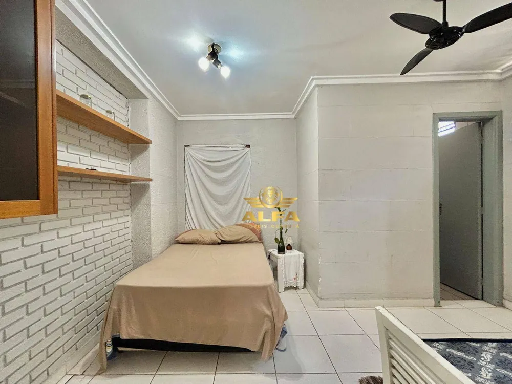 Casa, 5 quartos, 207 m² - Foto 2