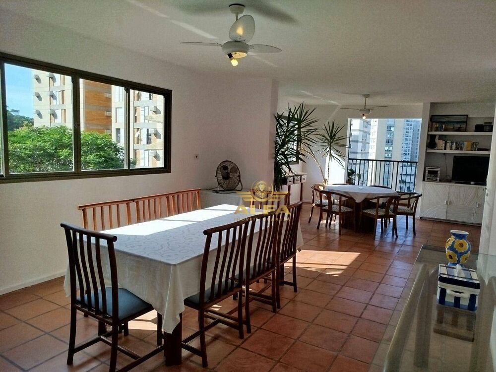 Apartamento, 3 quartos, 220 m² - Foto 11