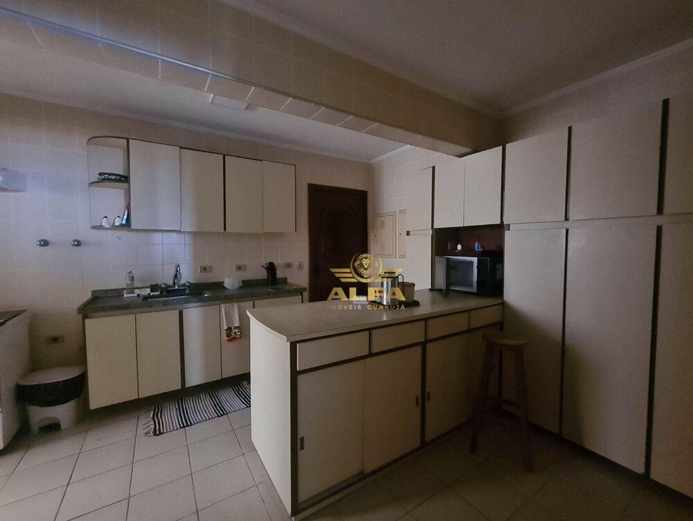 Apartamento, 3 quartos, 226 m² - Foto 2
