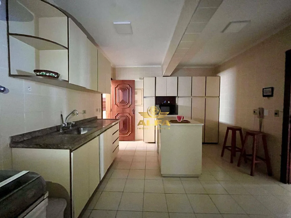 Apartamento, 3 quartos, 226 m² - Foto 11