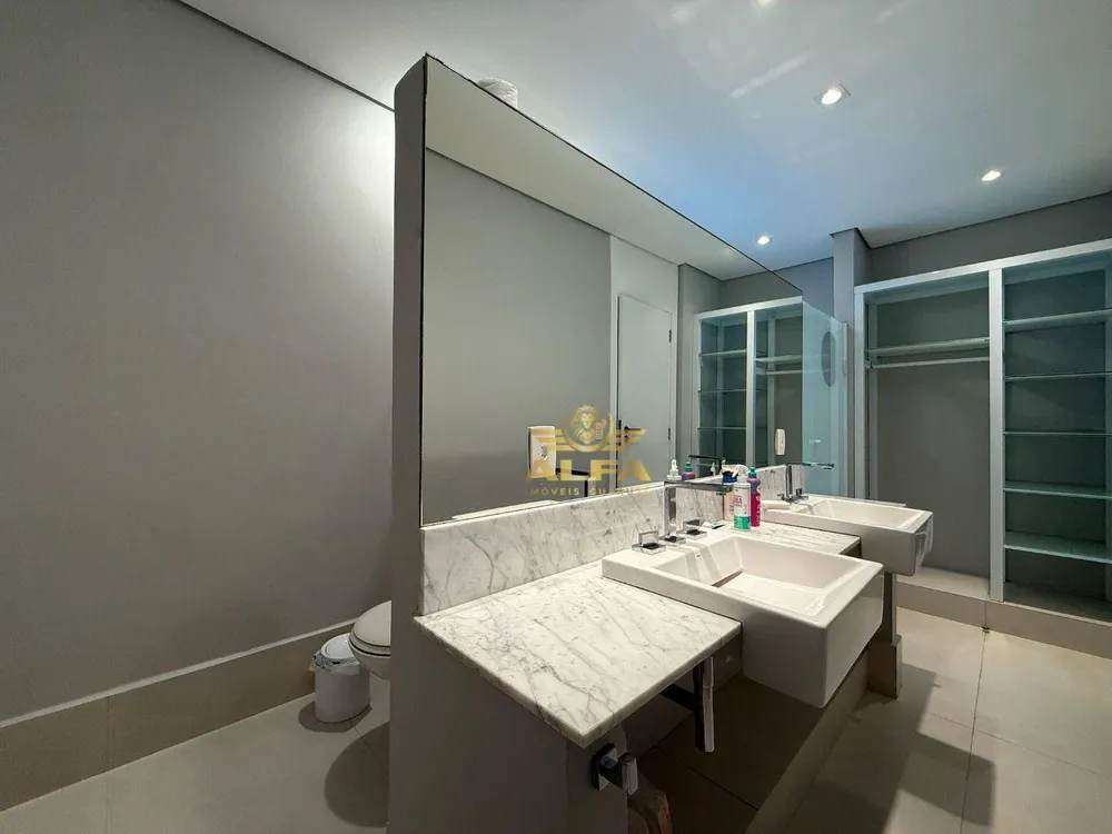 Apartamento, 3 quartos, 255 m² - Foto 1