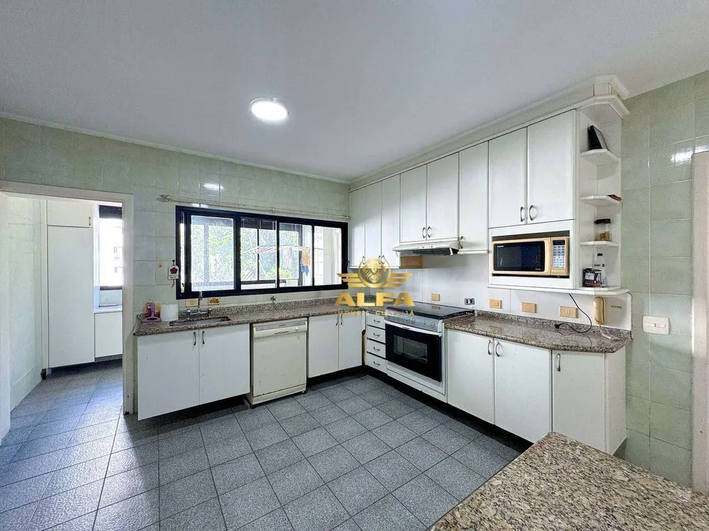 Apartamento, 3 quartos, 192 m² - Foto 2