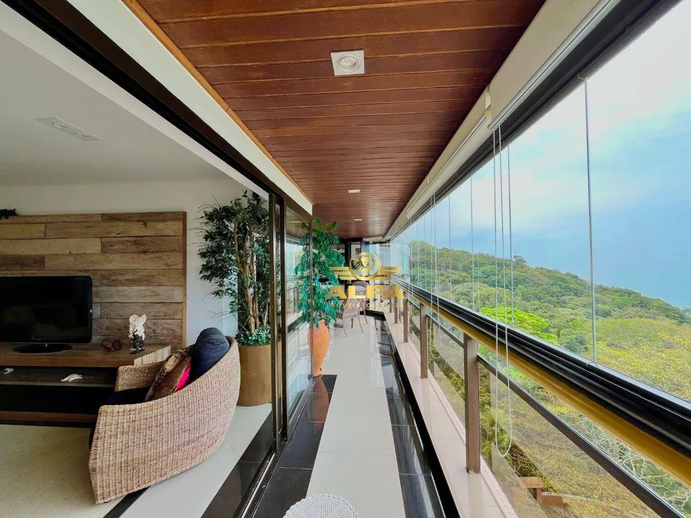 Apartamento, 3 quartos, 168 m² - Foto 1