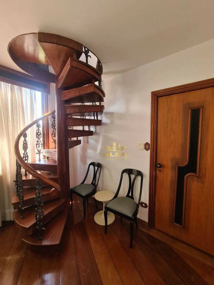 Cobertura, 3 quartos, 230 m² - Foto 1