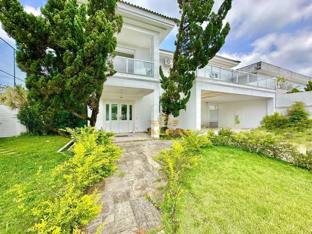 Casa de Condomínio à venda com 6 quartos, 600m² - Foto 2