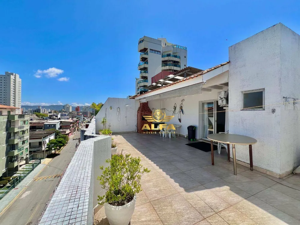 Cobertura, 3 quartos, 215 m² - Foto 8