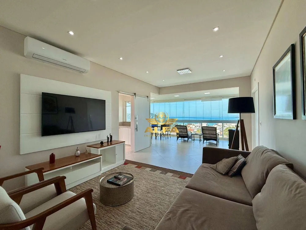 Apartamento, 3 quartos, 132 m² - Foto 1