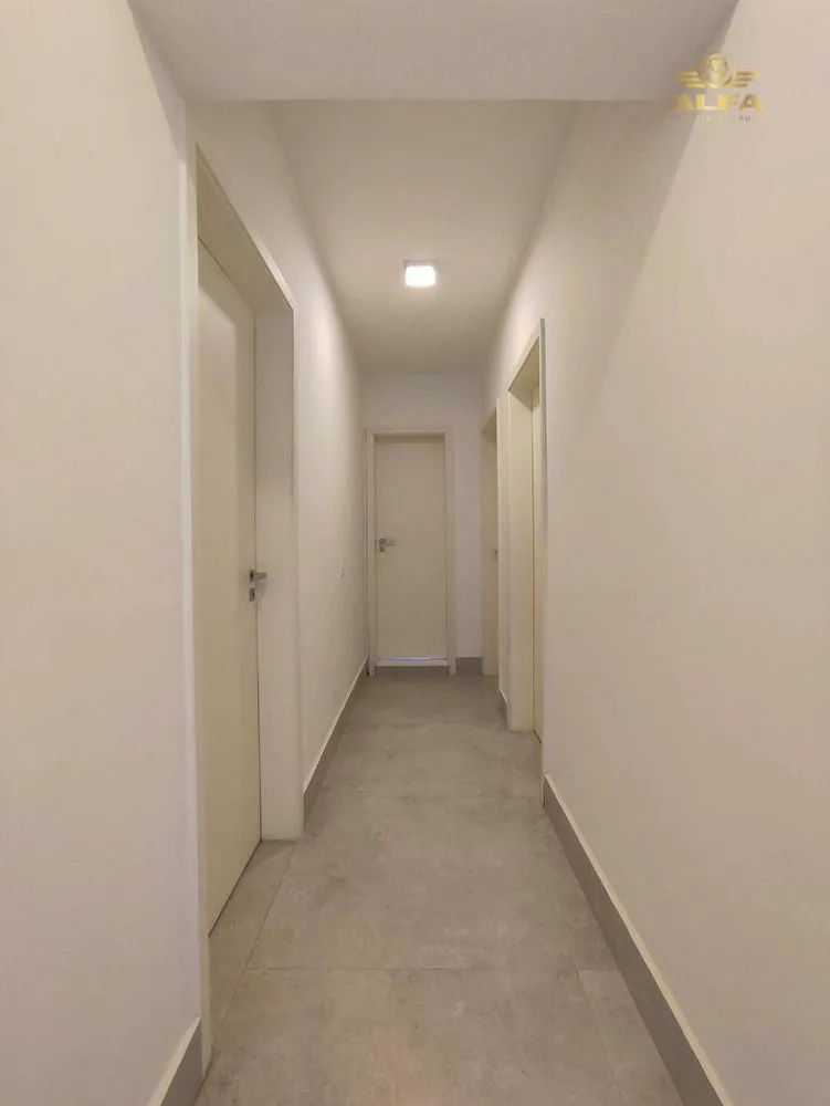Cobertura, 3 quartos, 230 m² - Foto 2
