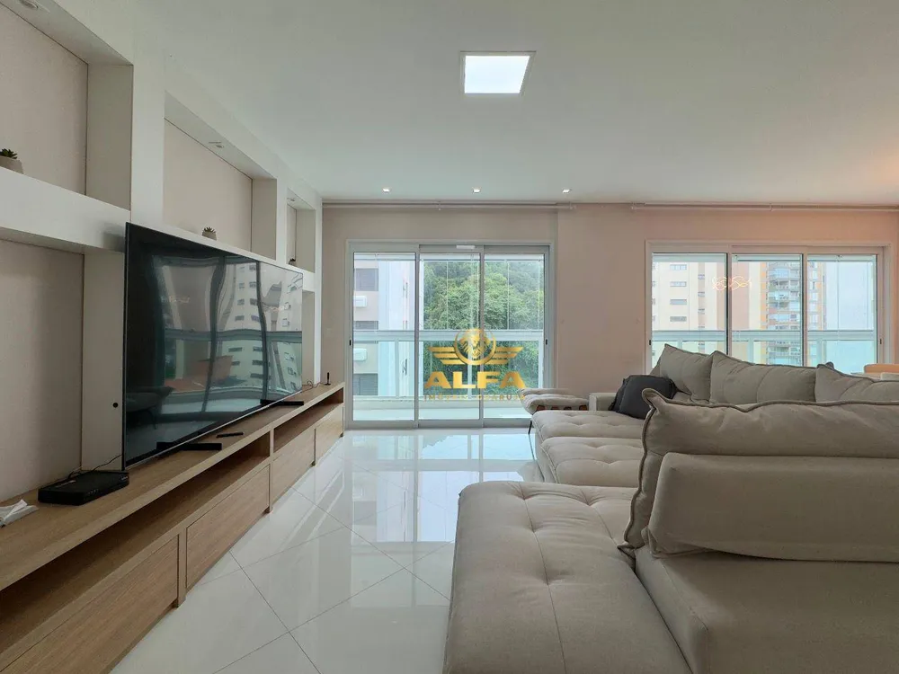 Apartamento, 3 quartos, 175 m² - Foto 1
