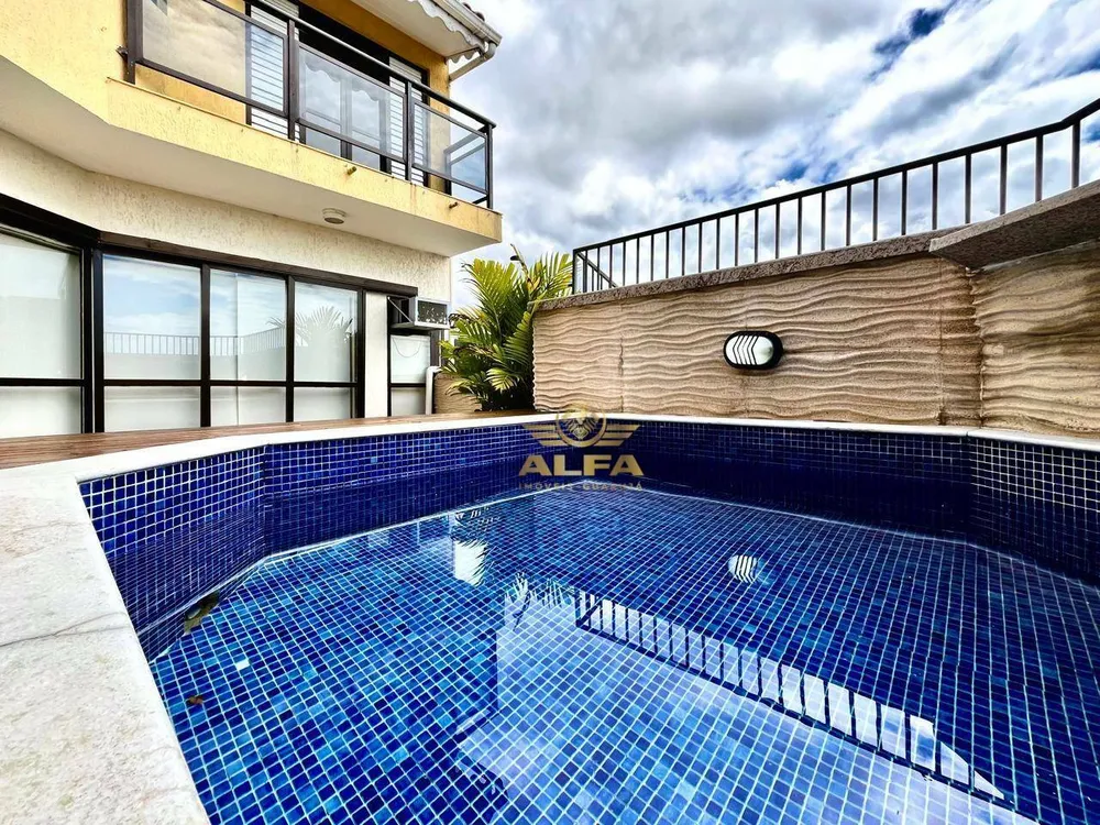 Cobertura, 3 quartos, 230 m² - Foto 1