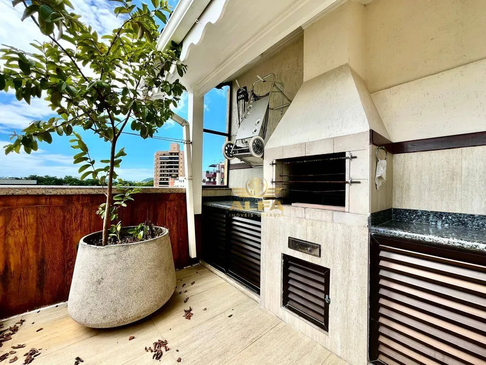 Cobertura, 3 quartos, 230 m² - Foto 3