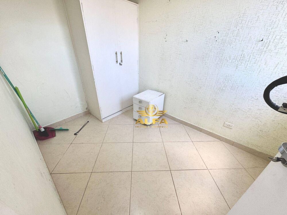 Apartamento à venda com 2 quartos, 75m² - Foto 23
