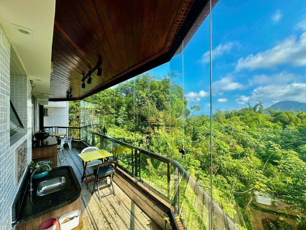 Apartamento, 3 quartos, 200 m² - Foto 1