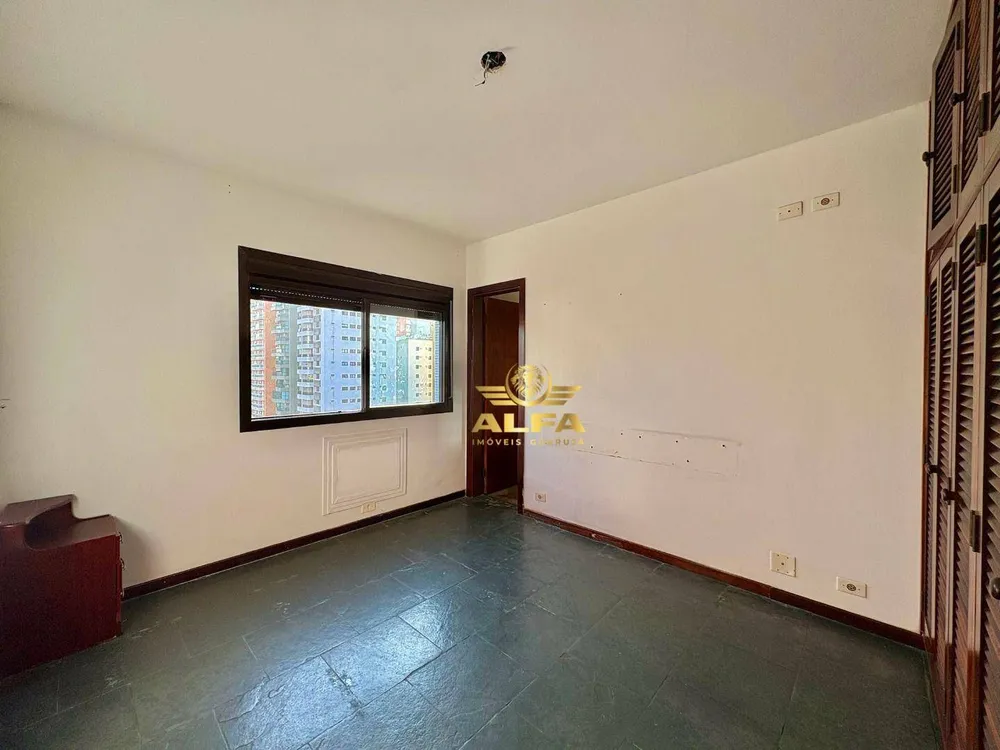 Apartamento, 3 quartos, 130 m² - Foto 2