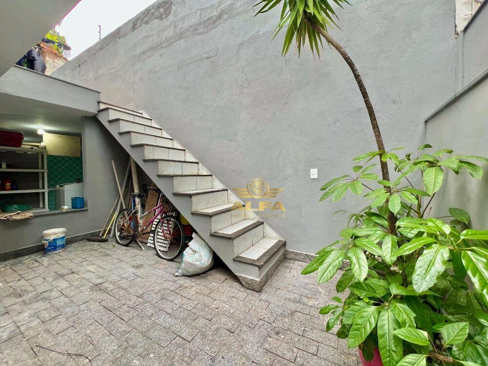 Casa, 5 quartos, 279 m² - Foto 4