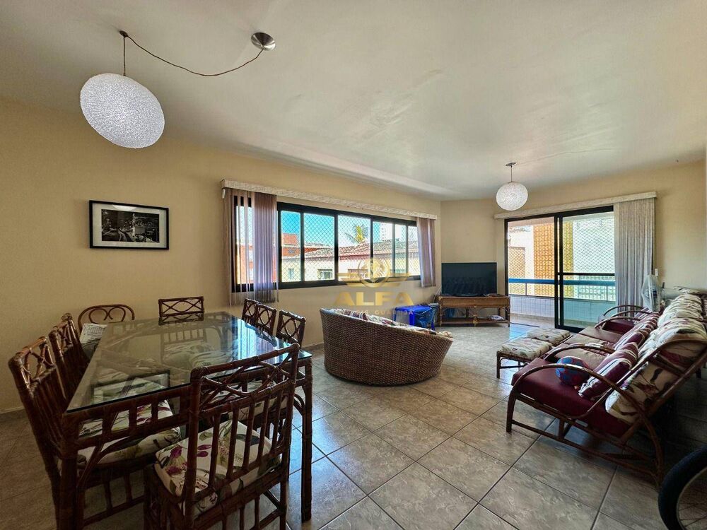 Apartamento à venda com 3 quartos, 150m² - Foto 1