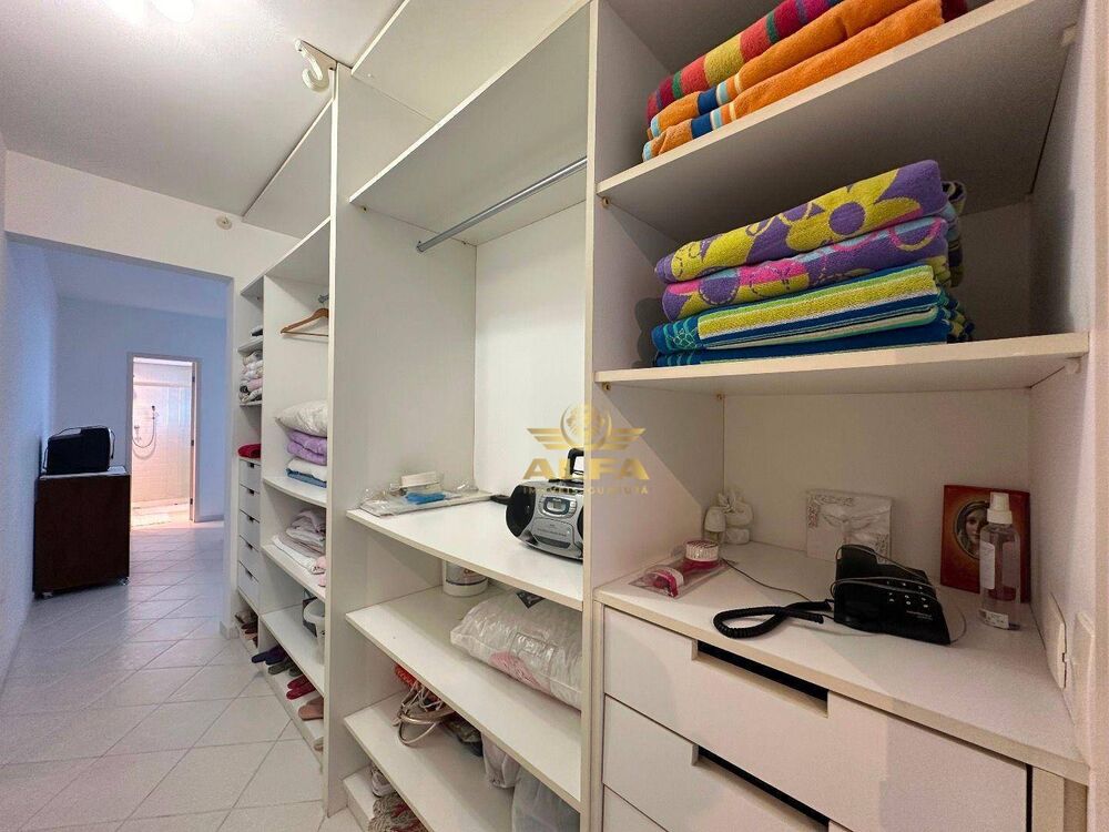 Apartamento, 3 quartos, 184 m² - Foto 2