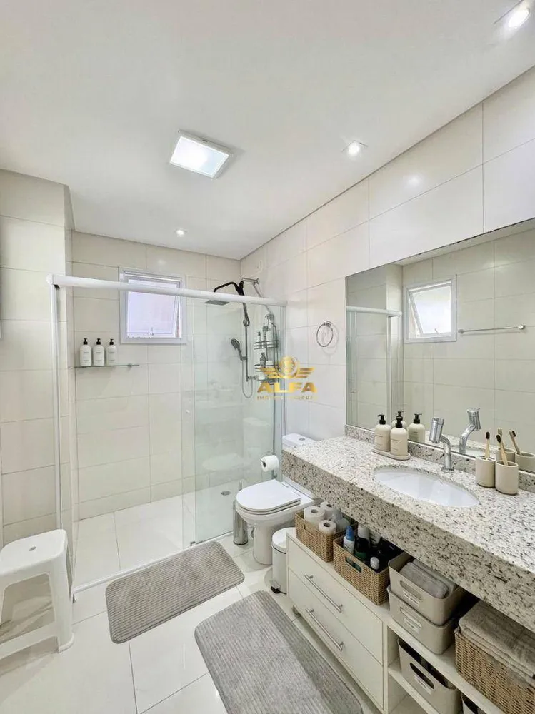 Apartamento, 3 quartos, 175 m² - Foto 2