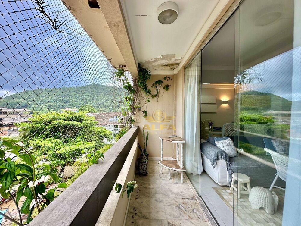 Apartamento à venda com 2 quartos, 80m² - Foto 4