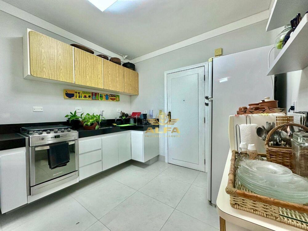 Apartamento à venda com 2 quartos, 80m² - Foto 11