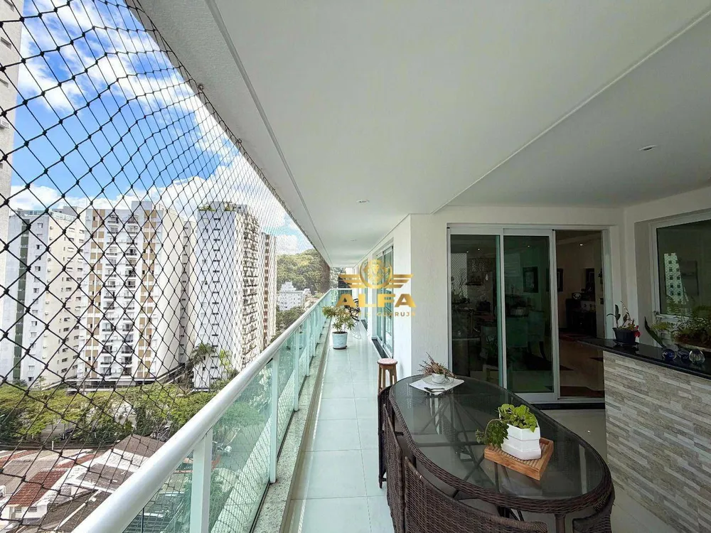Apartamento, 3 quartos, 175 m² - Foto 1