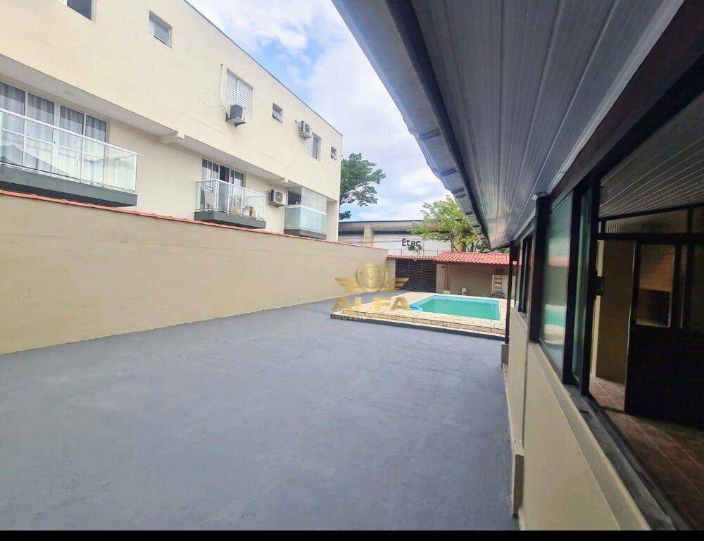 Casa à venda com 2 quartos, 95m² - Foto 7