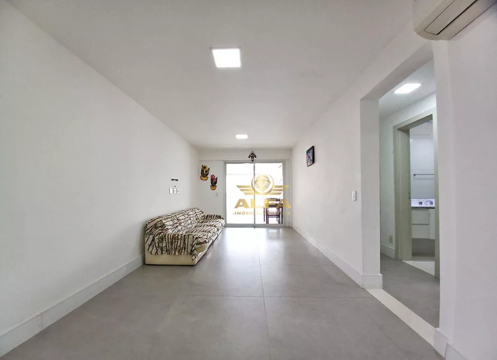 Apartamento à venda com 3 quartos, 124m² - Foto 2