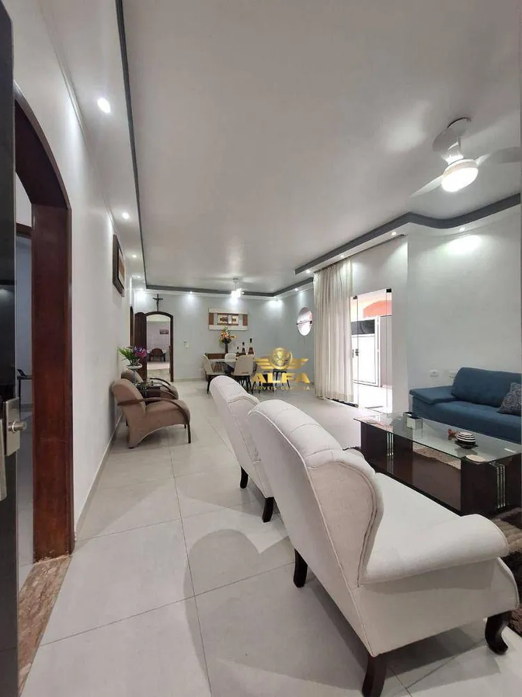 Casa, 4 quartos, 220 m² - Foto 3