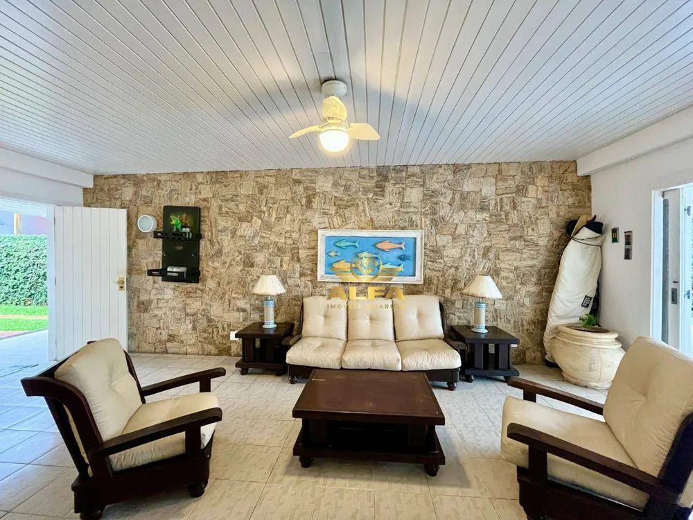 Casa, 5 quartos, 350 m² - Foto 1