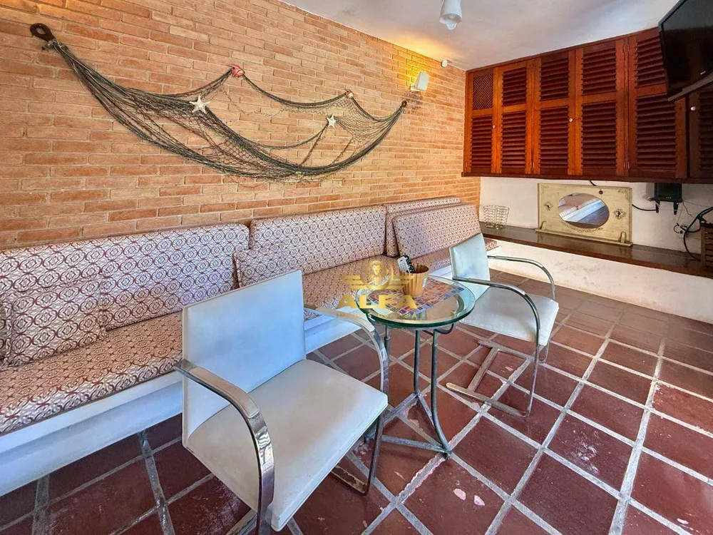 Casa, 3 quartos, 311 m² - Foto 1