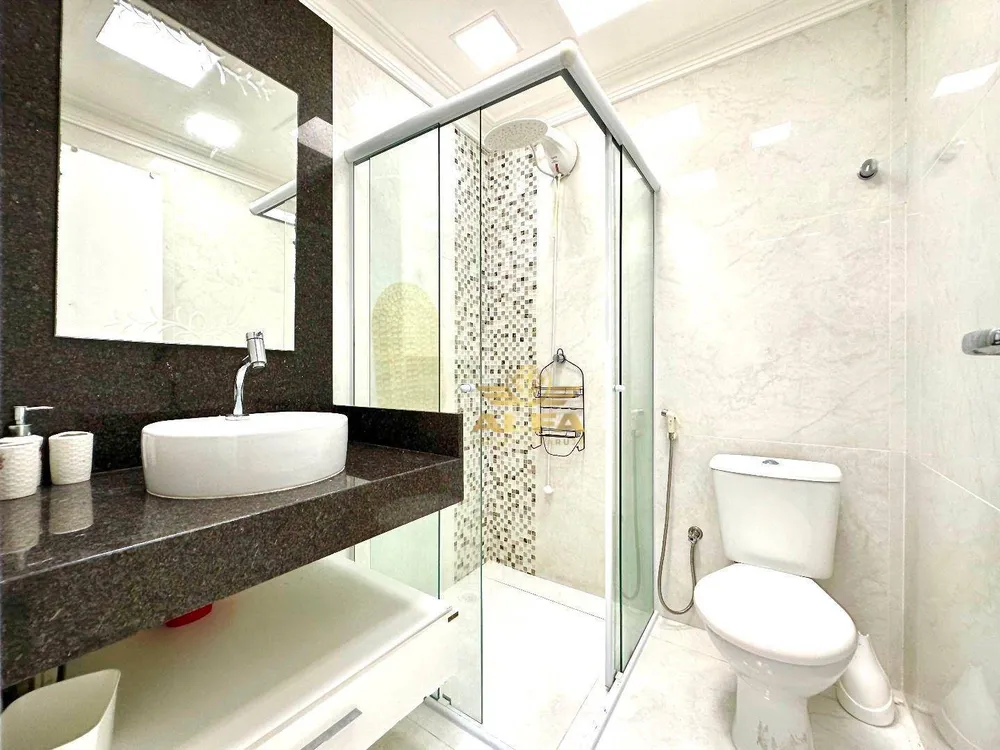 Cobertura, 3 quartos, 200 m² - Foto 4