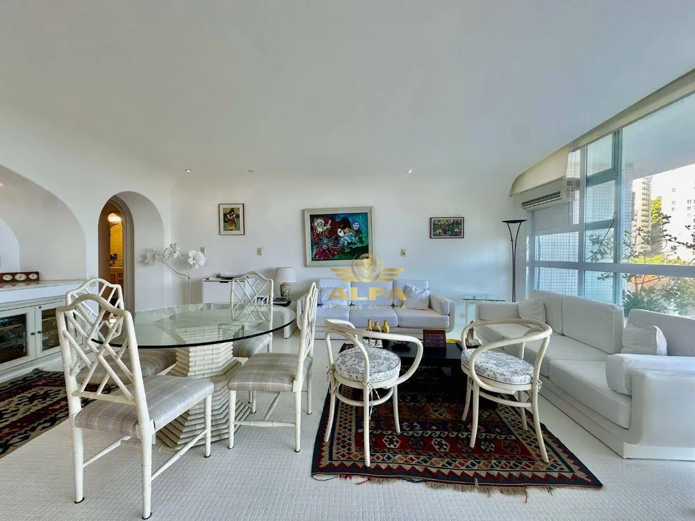 Apartamento, 4 quartos, 255 m² - Foto 1