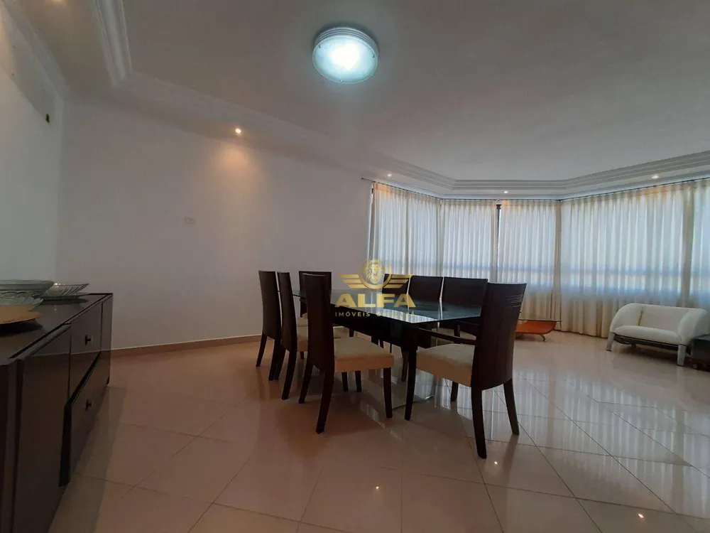 Apartamento, 3 quartos, 190 m² - Foto 2