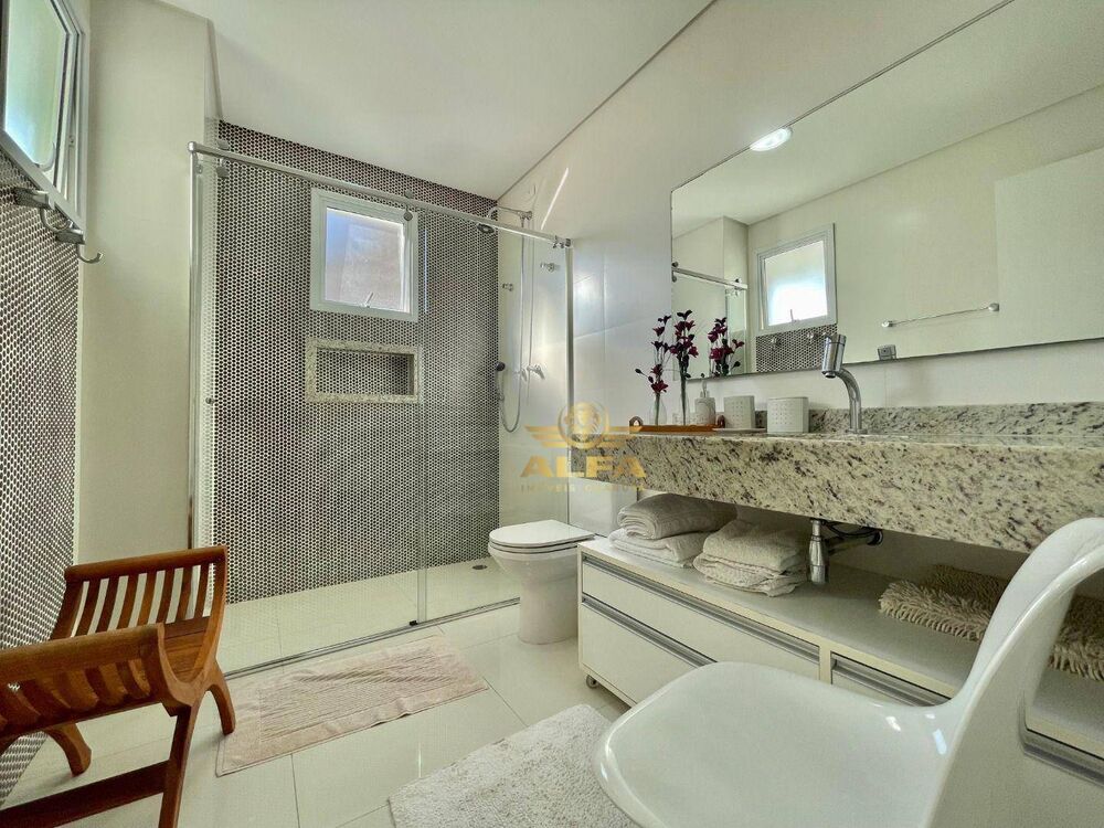 Apartamento, 3 quartos, 175 m² - Foto 2