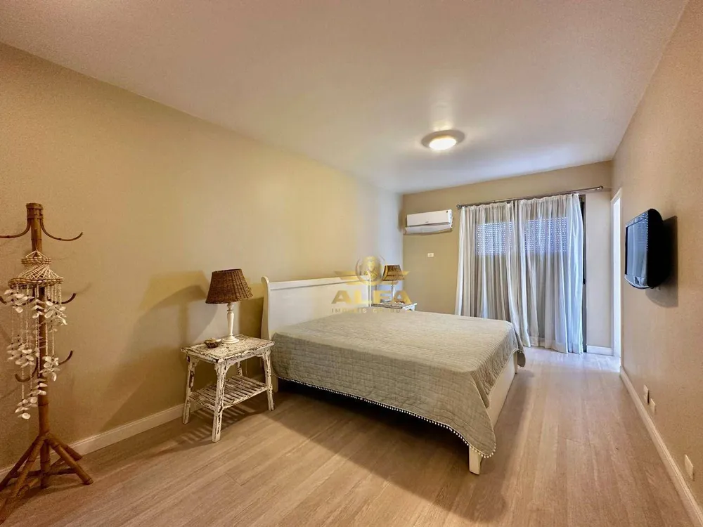 Apartamento, 3 quartos, 205 m² - Foto 10