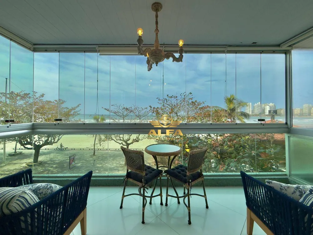 Apartamento, 3 quartos, 209 m² - Foto 1