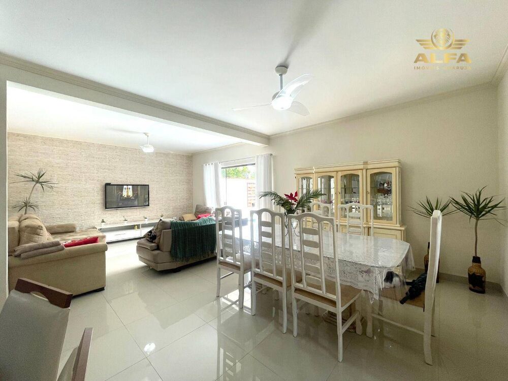 Casa de Condomínio, 4 quartos - Foto 1