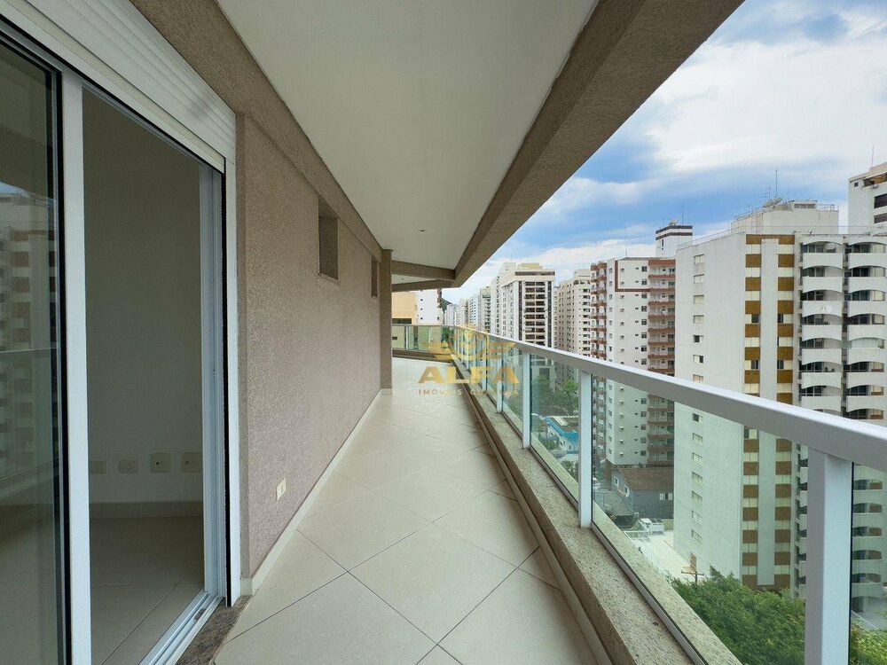Apartamento à venda com 3 quartos, 144m² - Foto 4