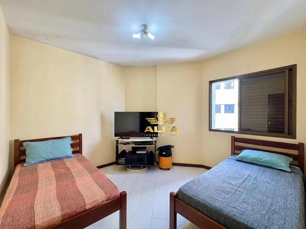 Cobertura, 3 quartos, 220 m² - Foto 3