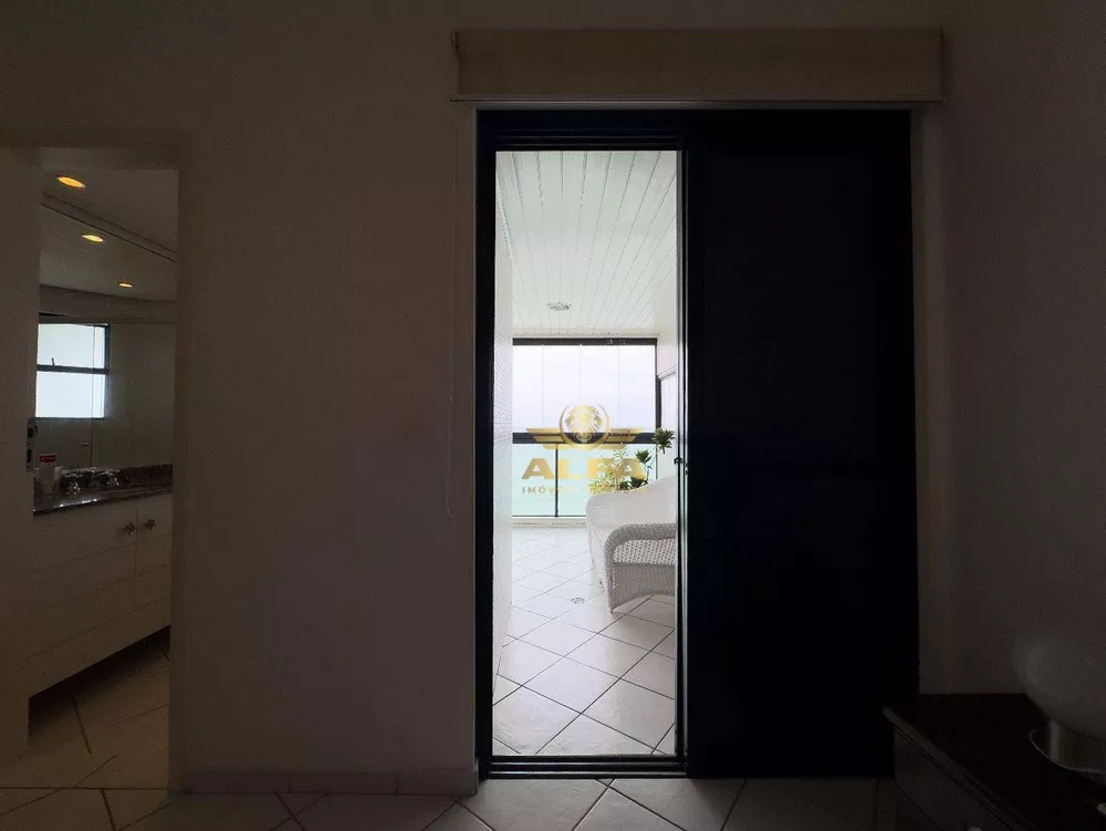 Apartamento, 3 quartos, 184 m² - Foto 2