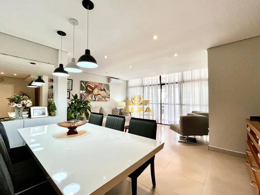 Cobertura, 3 quartos, 214 m² - Foto 1