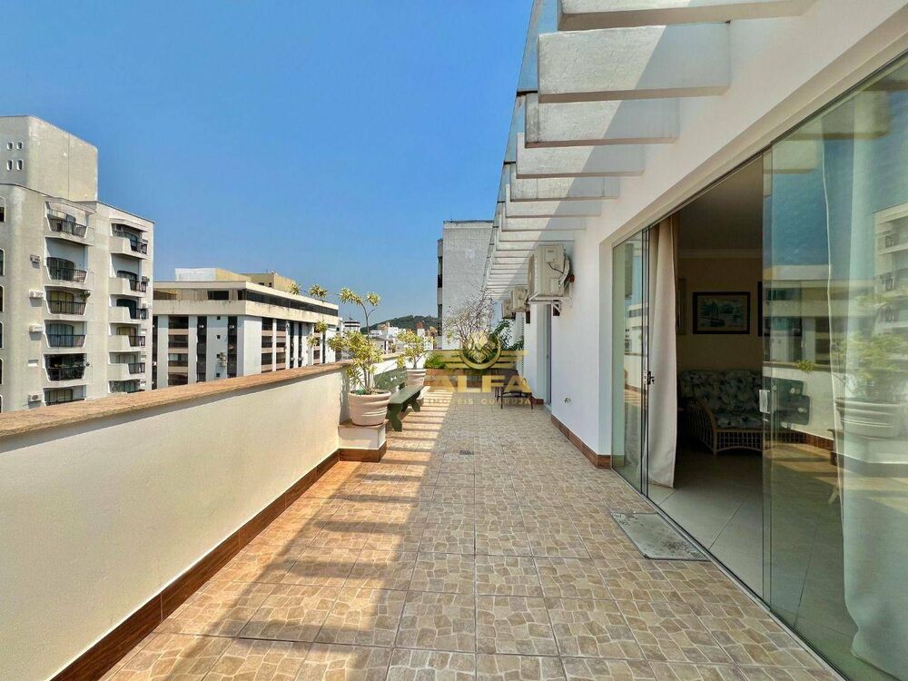 Cobertura à venda com 3 quartos, 212m² - Foto 26