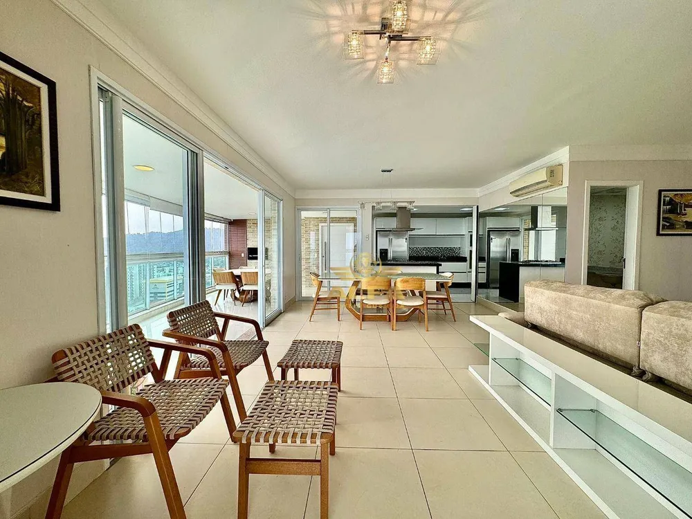 Apartamento, 3 quartos, 157 m² - Foto 2