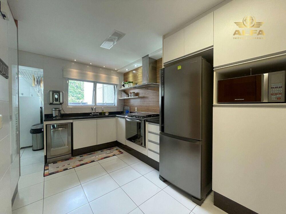 Apartamento, 3 quartos, 206 m² - Foto 9